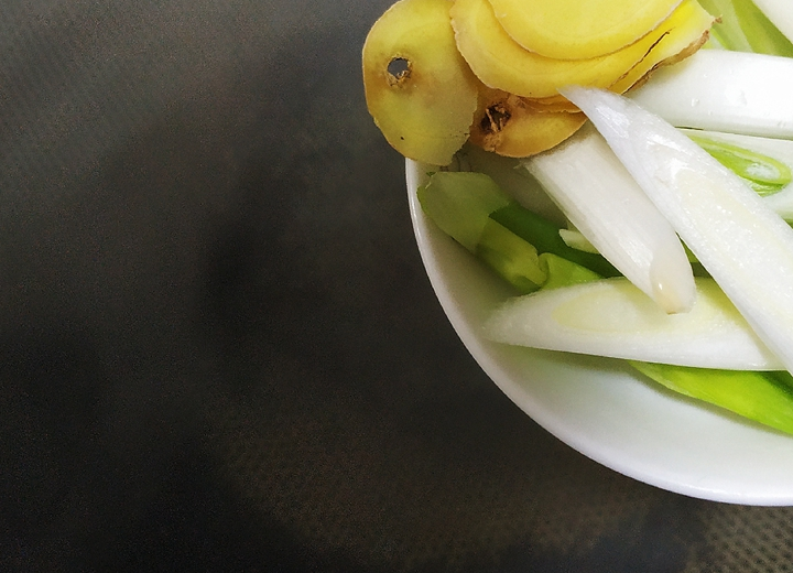 新年家宴,教你一道好吃不油腻,上档次的凉菜!_豌豆_清水_小米