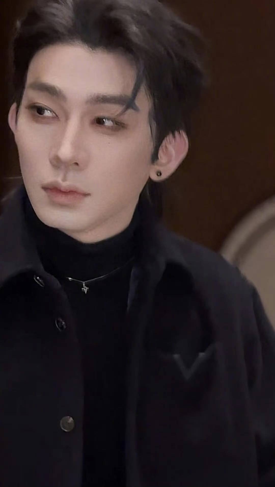 杨迪变身"潮流鼠男"引爆笑潮 网友:时尚新宠还是搞笑担当?