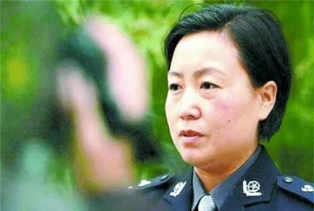 2004年任长霞意外身亡,丈夫四年后也去世,儿子如今怎么样了_登封_王松