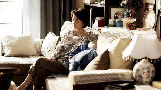 29岁走红,和陈道明陈宝国拍过多部经典大剧,女儿貌美也是演员_茹萍