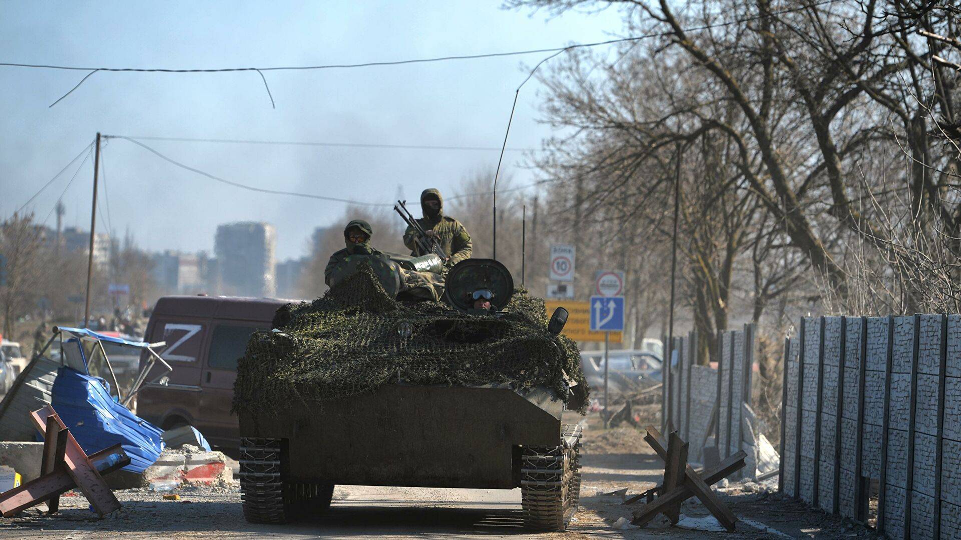 军队撤出重镇阿夫杰耶夫卡,乌军或处于崩溃边缘
