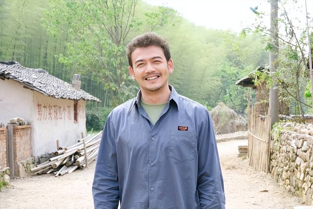 27岁农村初婚男人,花70万娶三婚带娃女人:不想一辈子当光棍_强子_女孩