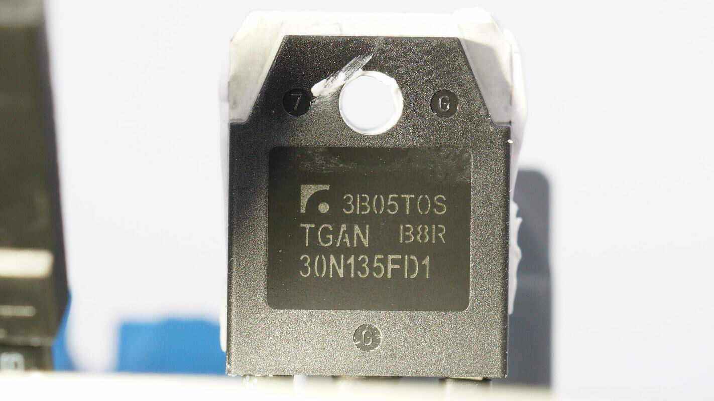 米家2100w双口电磁炉拆解_特写_的设计_火力