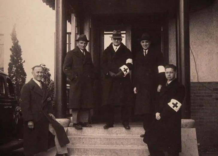 现在他后人有难求助,中国:全部免费送_约翰·拉贝_德国_南京