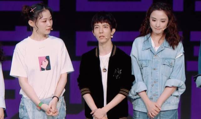 "彭小苒:靠《东宫》成功走红,却因演技受郭敬明质疑_爷爷_冯小刚_资源