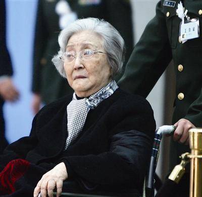 本是青梅竹马,一别十二年之久,重逢时娶她为妻,夫妻恩爱了62年_钱学森