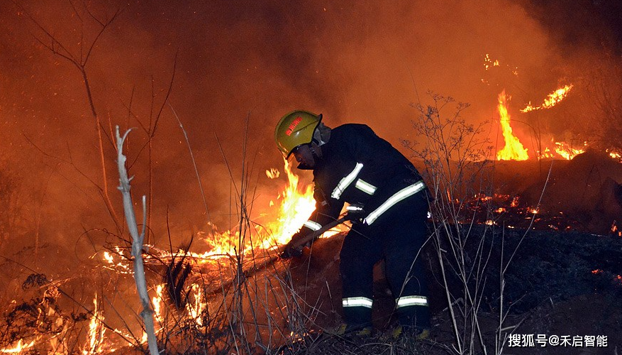 深圳无人机厂家:森林火灾可以用无人机灭火吗?_飞机_人员_火场