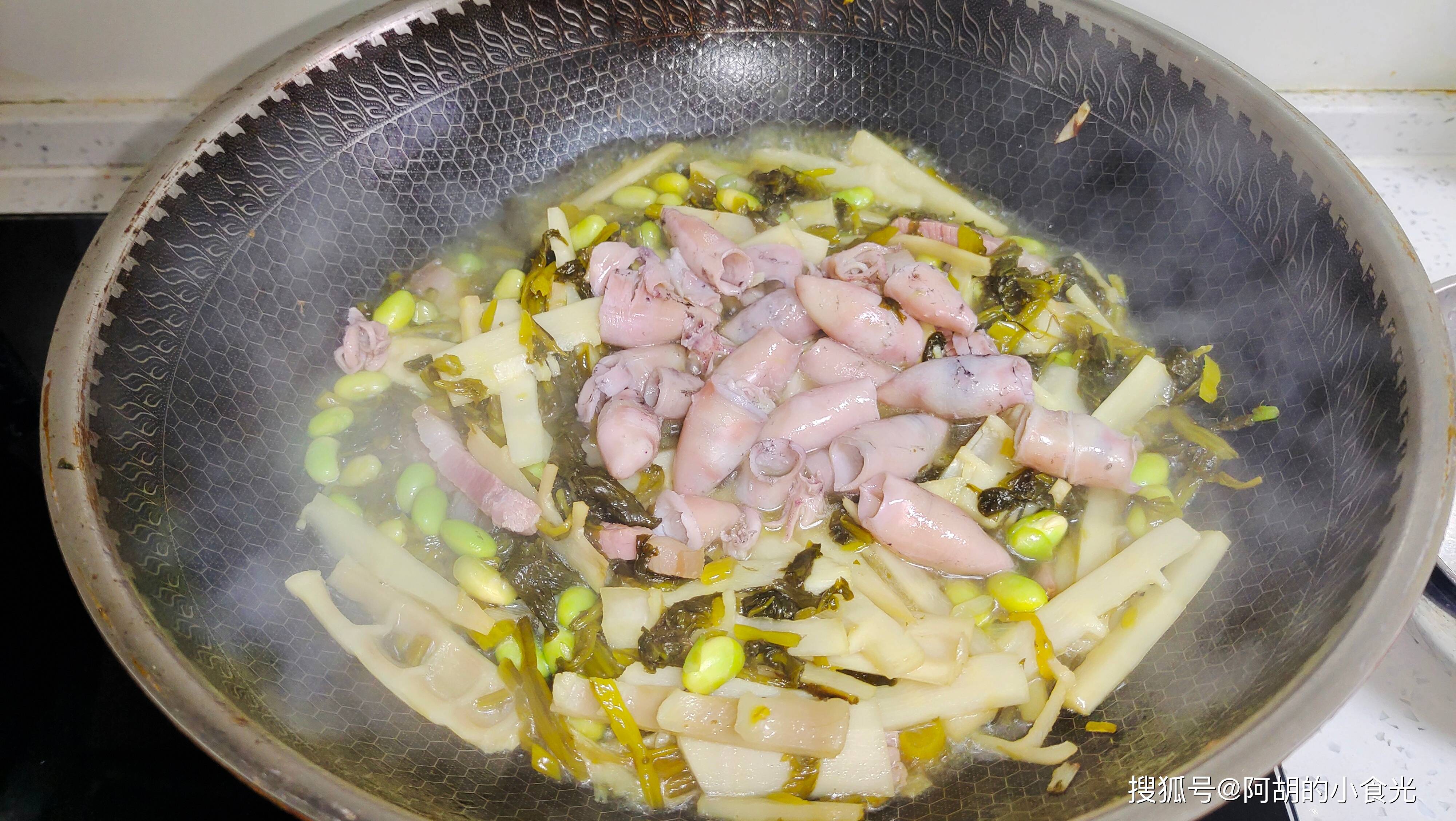 刮油解腻,尝第一口鲜,咬第一口脆嫩_春笋_毛豆_食材