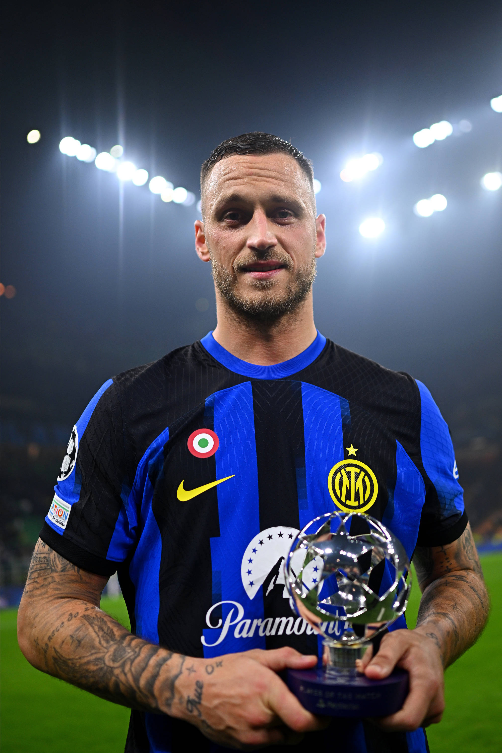 小因扎吉在上个赛季带领国米晋级了欧冠决赛,本赛季截至目前他又带领