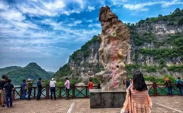 娄底现在有4个国家4a级景点,但开发还在进行当中,非常适合不喜欢人多
