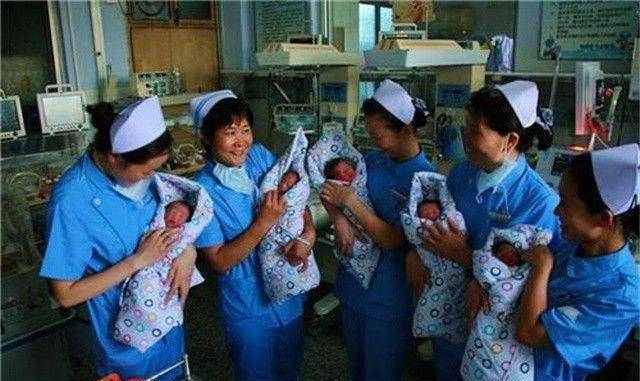 16年前,安徽夫妻生下五胞胎,再苦再难也不送人,孩子已快上高中_史有琴
