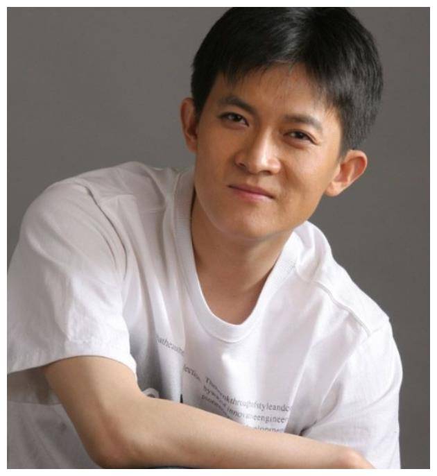 演员杨志刚娶小师妹张静,财产交妻管,现如何?_郭靖宇_时候_哥哥