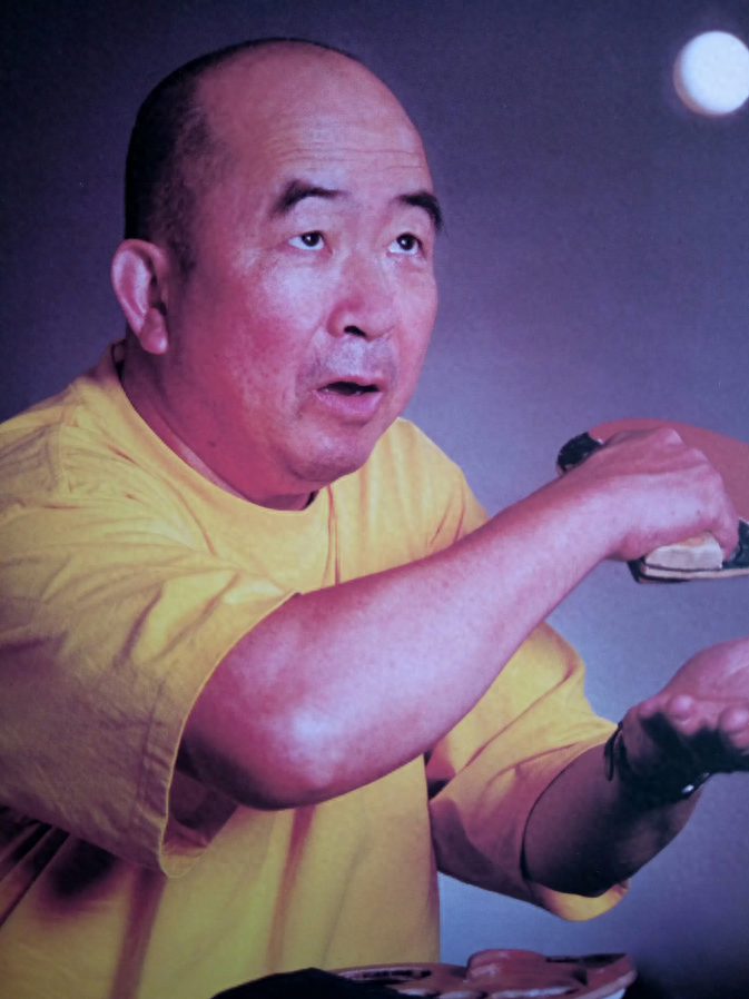 "乒坛名将"梁戈亮:让癌症母亲活到81岁,车祸后与妻子回国定居_乒乓球