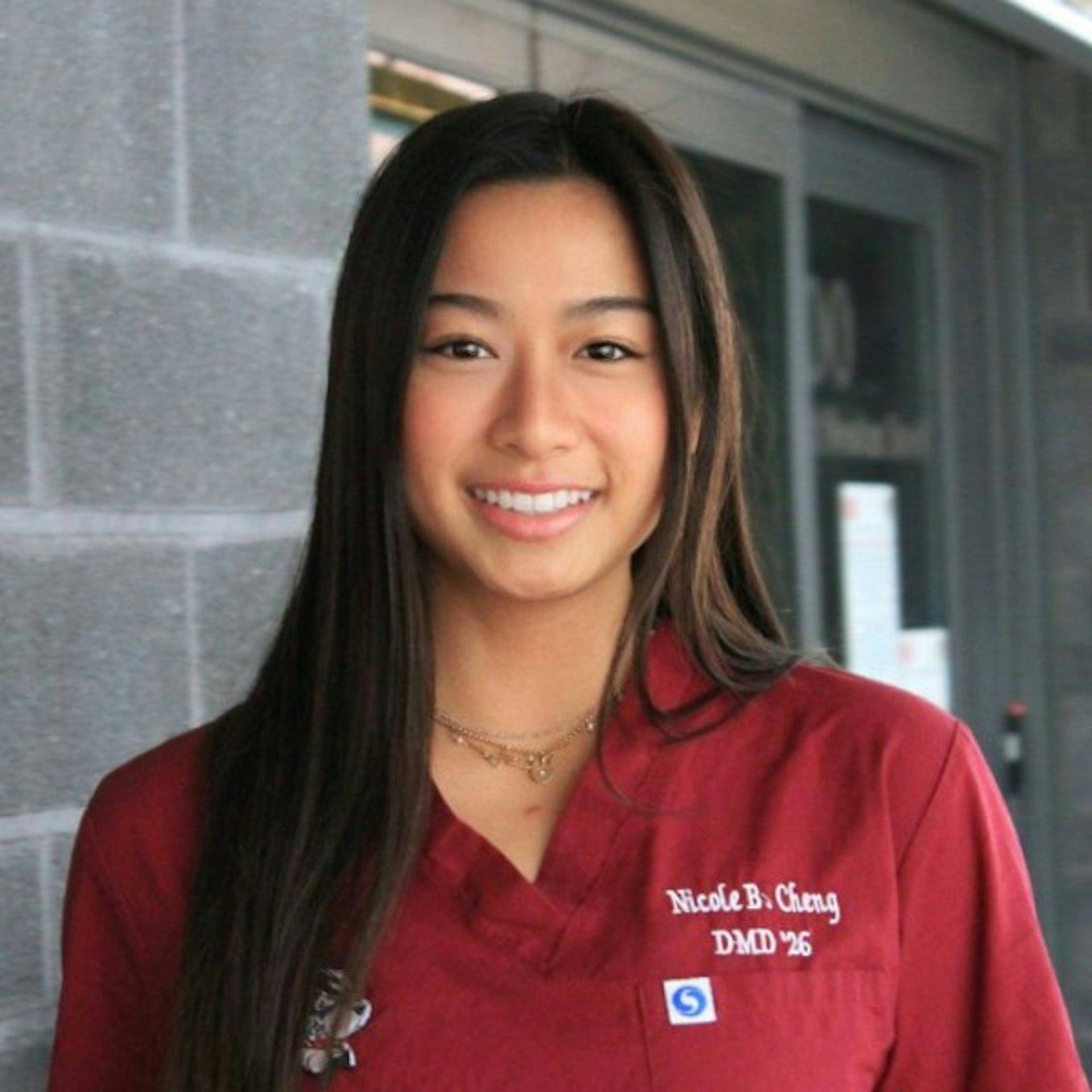 李美凤退圈28年全家福曝光,25岁龙凤胎罕露脸,女儿美貌遗传母亲_发展