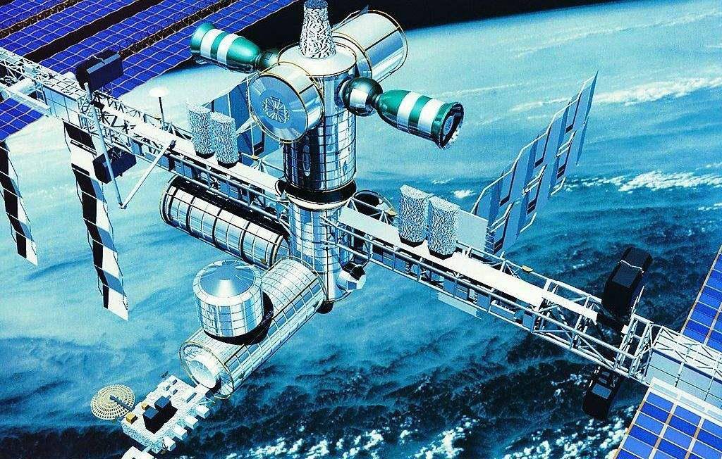 苏联宇航员在太空,国家却解体了,滞留一年才回到地球_克里卡列夫