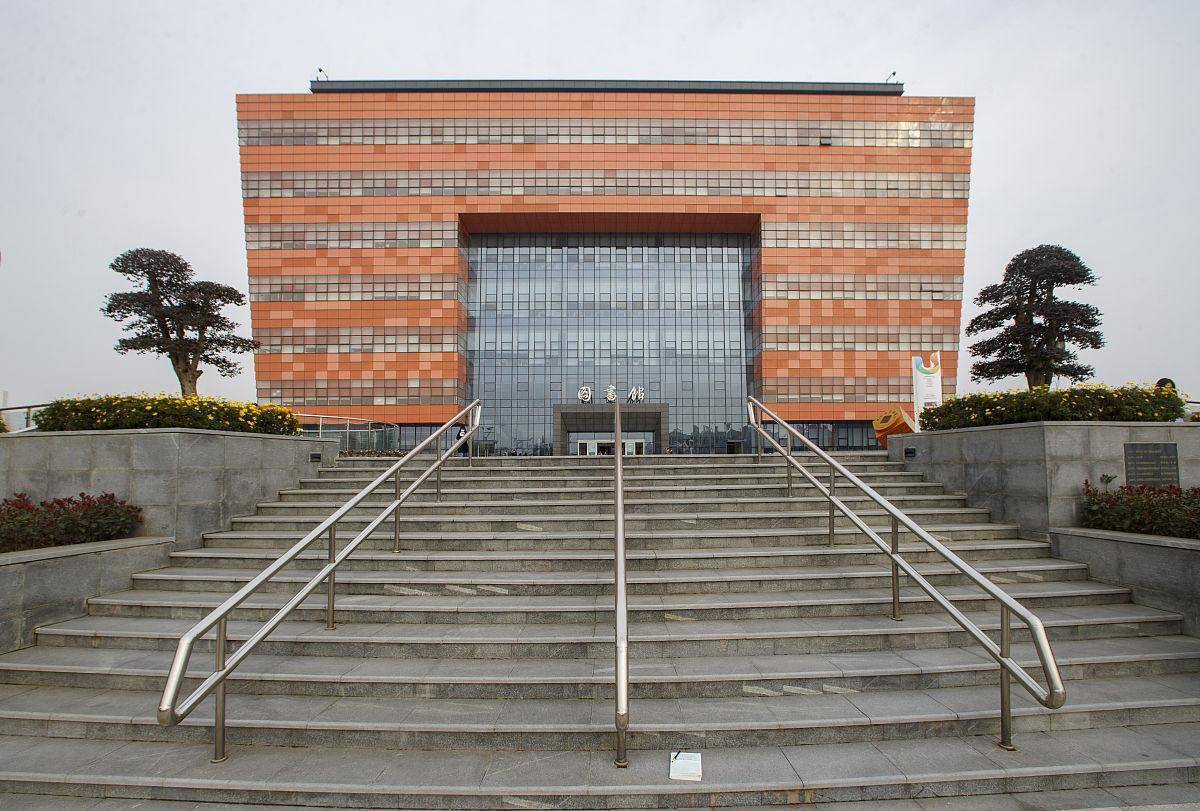 2024广州美术培训机构排名前三出炉_画室_大学城_环境