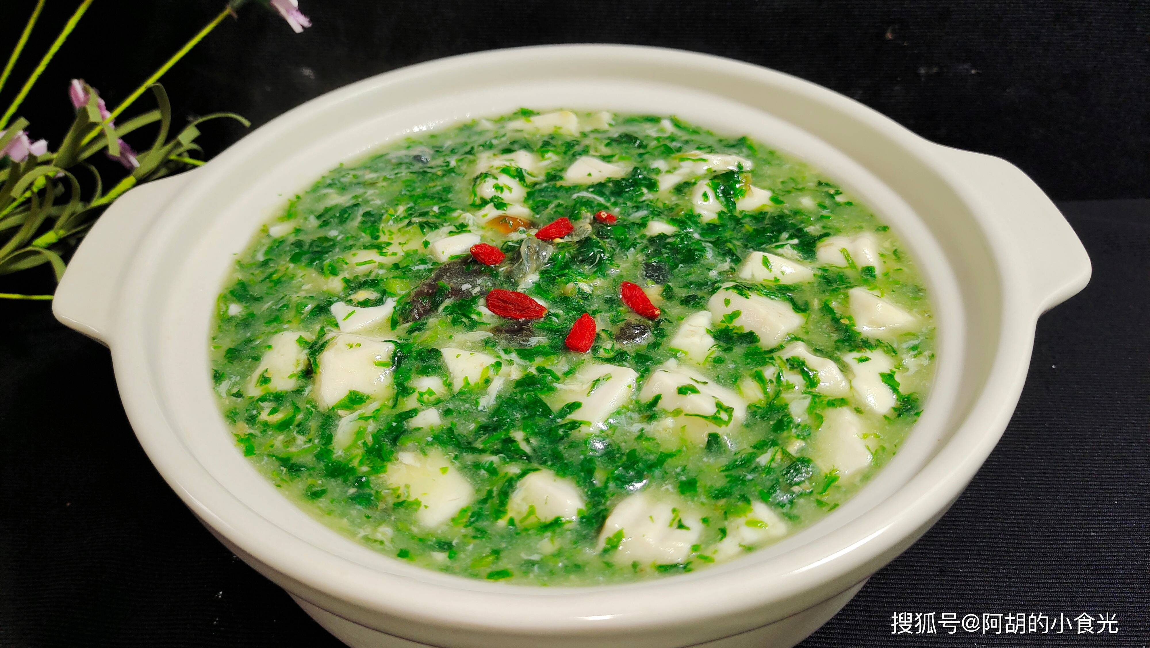 豆腐和它天生一对头茬一口赛灵丹煮出一碗羹清香嫩滑简单一煮惊艳全家