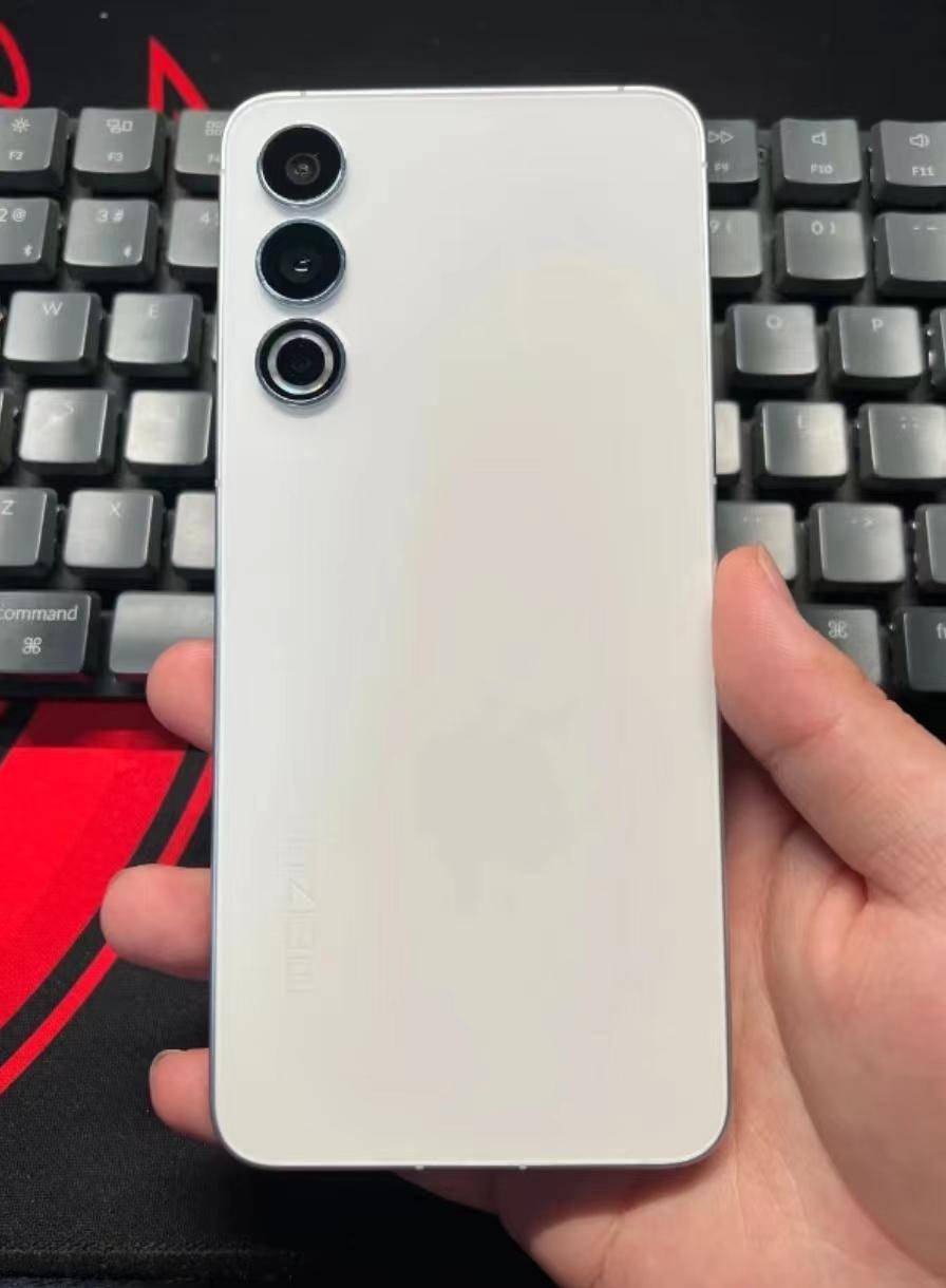 为什么我说,1993元的魅族20,缺点只有一个?_相机_配置_对比