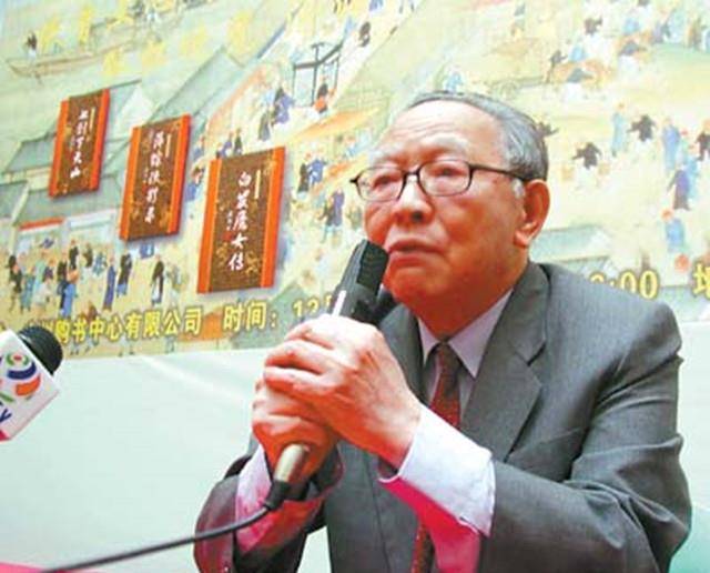 "一代隐侠"梁羽生:为爱妥协封笔不写,归隐江湖叫人敬佩_林萃如_武侠