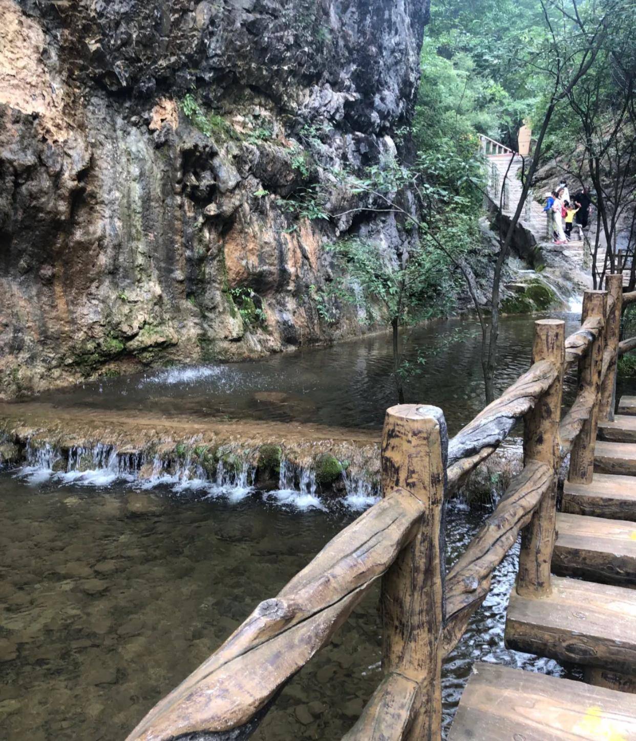 秦岭里又建新景区,有百米玻璃吊桥,山美水大,夜晚可露营观星_江山