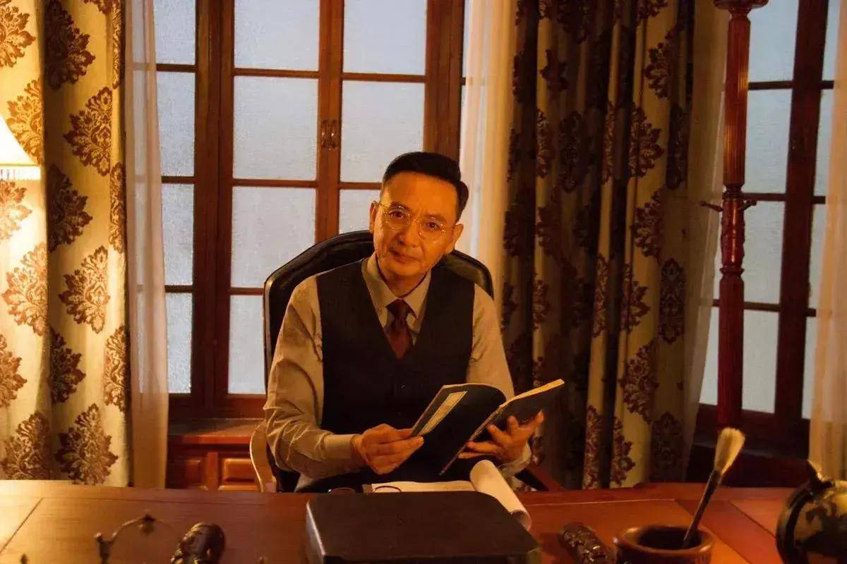 侯长荣和陈剑月,因红楼梦结缘,结婚39年无绯闻,被称为神仙眷侣_孩子