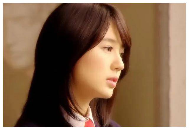 韩国r级女星尹恩惠独领风骚,《宫》带来魅力无限,惊艳无比_尹恩熙