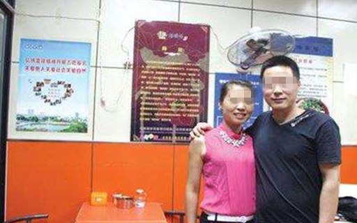 女方叫静静,家里也是农村的,静静在相亲的时候表现的很热情,这让强子