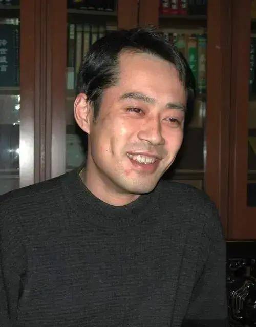 刘钧:娶小14岁的兰玉,婚后生一女,幸福满满_时候_工作_父母