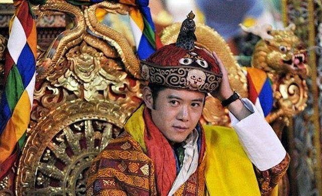 21岁成为这个国家的王妃,不丹王后的童话破灭了吗