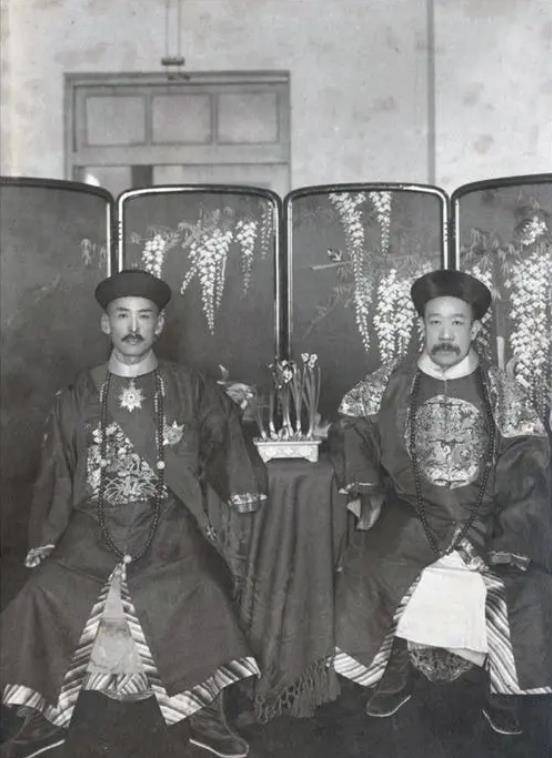 1948年,川岛芳子在北平被处决,死后手中紧握着一首绝命诗_日本_父亲