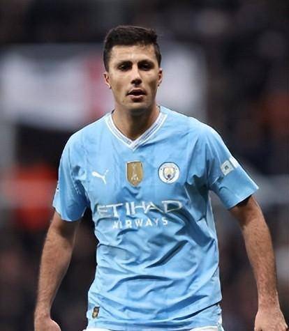 有一说一现在的蓝军球迷怀念罗曼·阿布拉莫维奇时代不是没有道理的