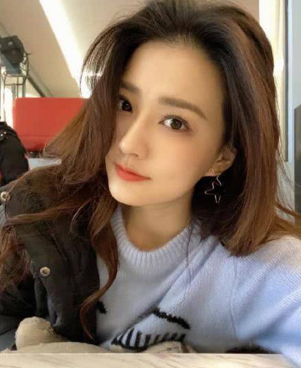 结婚生子的艺人,那样就很有担当,大家当然也希望张铭恩徐璐能修成正果