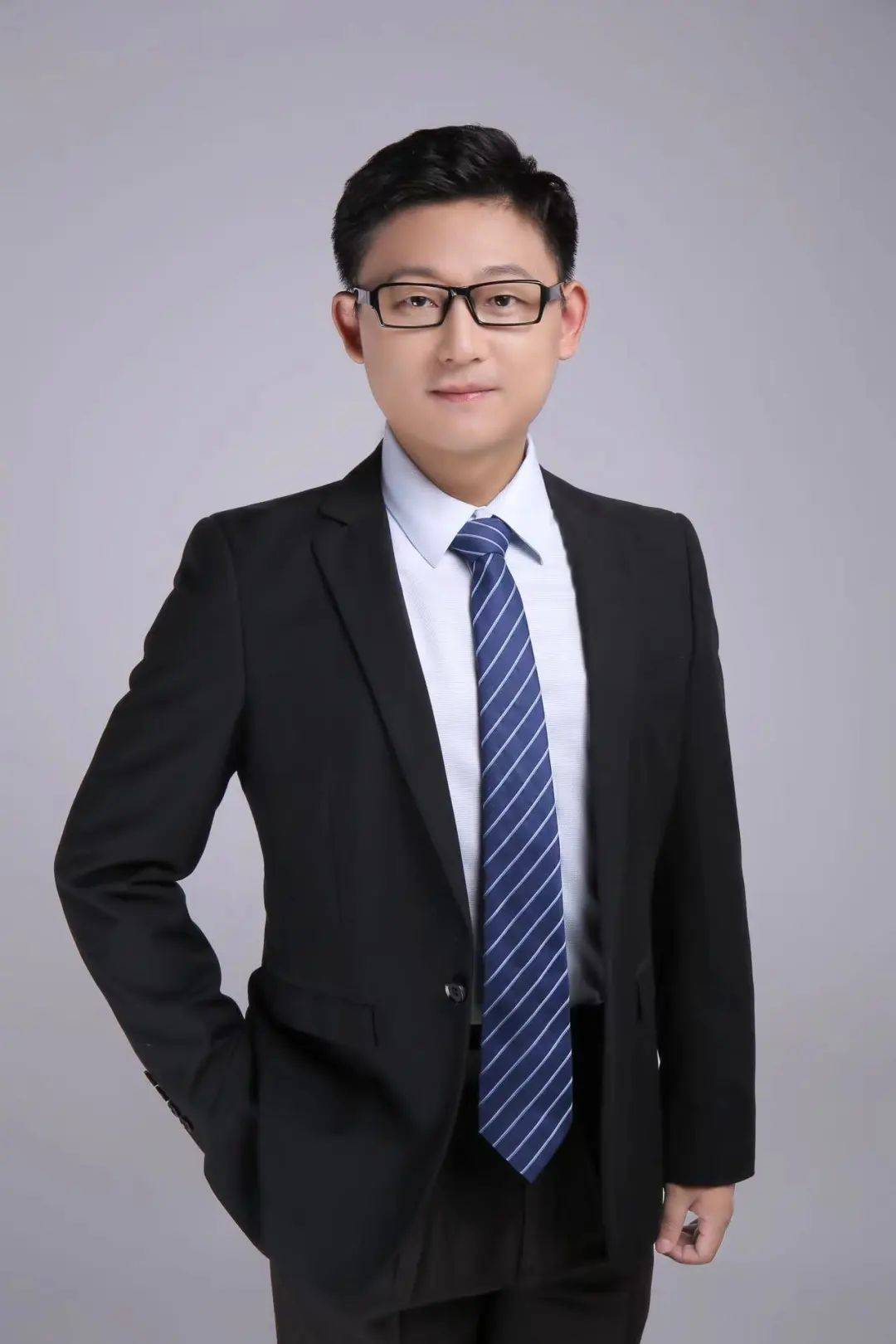 院士团队最新成果:小胶质细胞通过影响去甲肾上腺素的