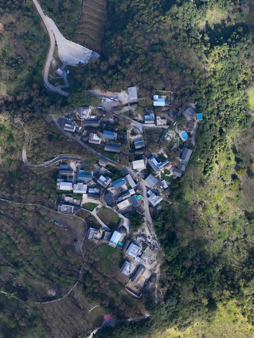 生机盎然阳光洒向凤羽洱源·凤羽古镇感受沙溪古镇古朴的气息在田园山