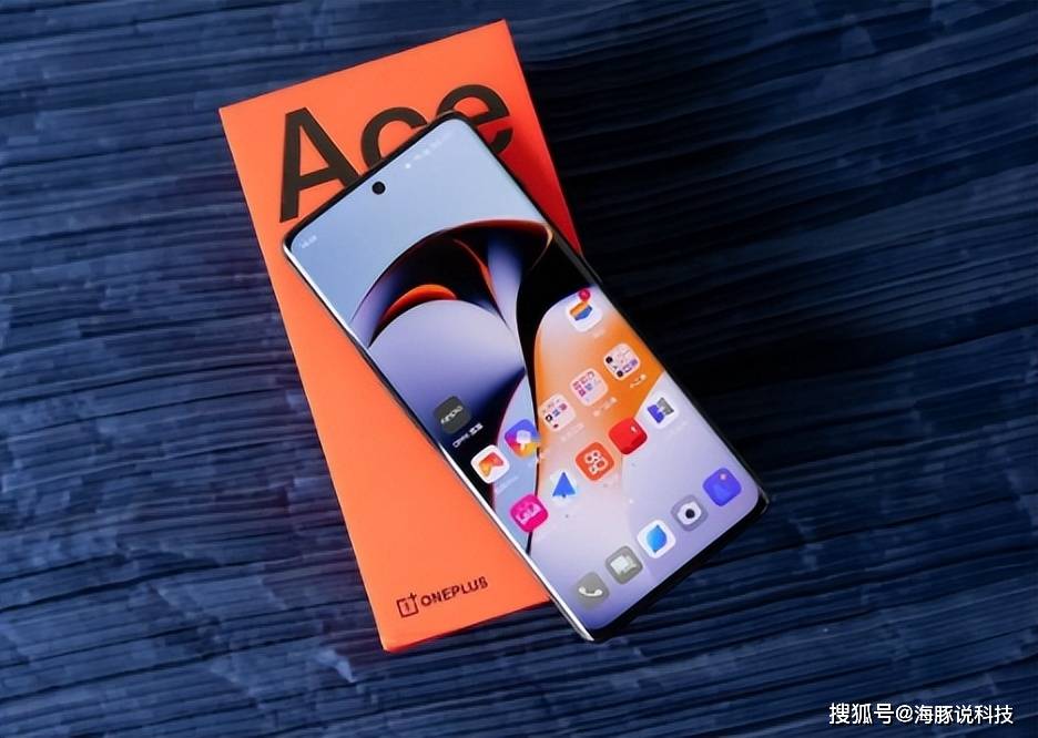 高配16g 512g,骁龙8gen2芯 1.5k东方屏 5500mah 100w闪充,价亲民!