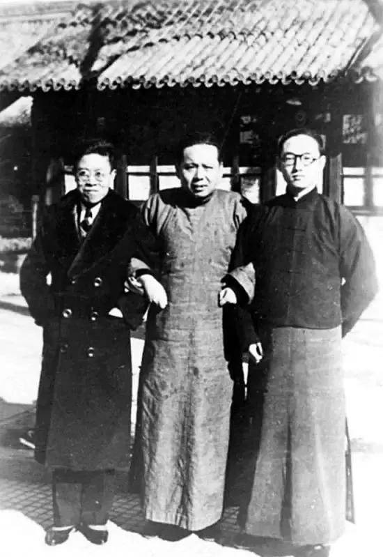 张恨水:年幼丧父寒窗苦,颠沛流离终成名,三起三落