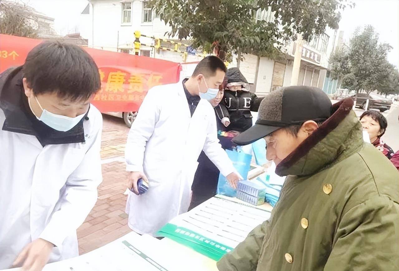 60岁,他大概是中国存活最久的艾滋病人,带着自己遗像活了十几年_孟林