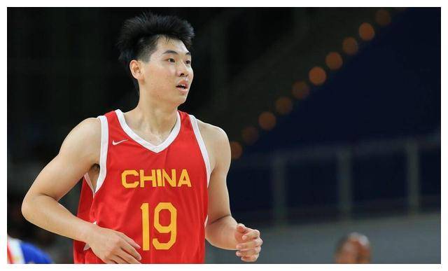 中国男篮球员赛后评分出炉,4人不及格,2人满分得主!