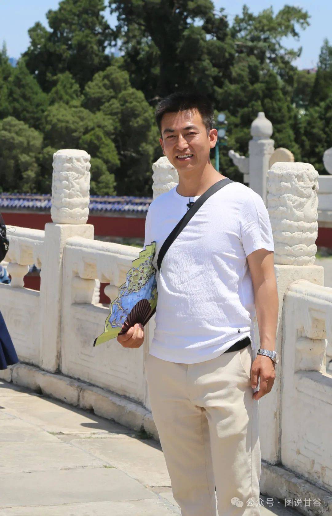 甘肃摄影师杨茂盛作品《年味》: 书韵传真情 秀女献祥瑞_甘谷_节日