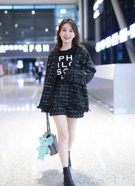 吴昕五官虽普通但身材超棒!