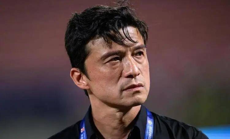 谢晖和女子举行情人节婚礼,前妻佟晨洁闺蜜和范志毅等参加_挑战_生活