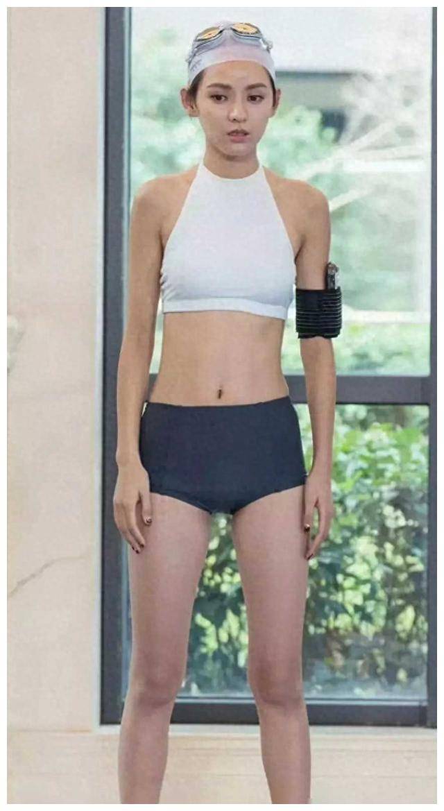 张予曦泳装大片:比基尼更显身材,细节有惊喜!_女性_社会_标准