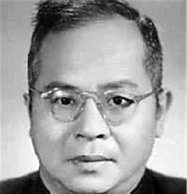 但吴晗从来就不是一个安于现状,本分的人,在吴晗心中