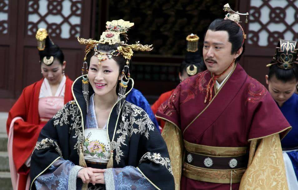 《琅琊榜》越贵妃:荣宠半生,算计半生,到最后,竟成