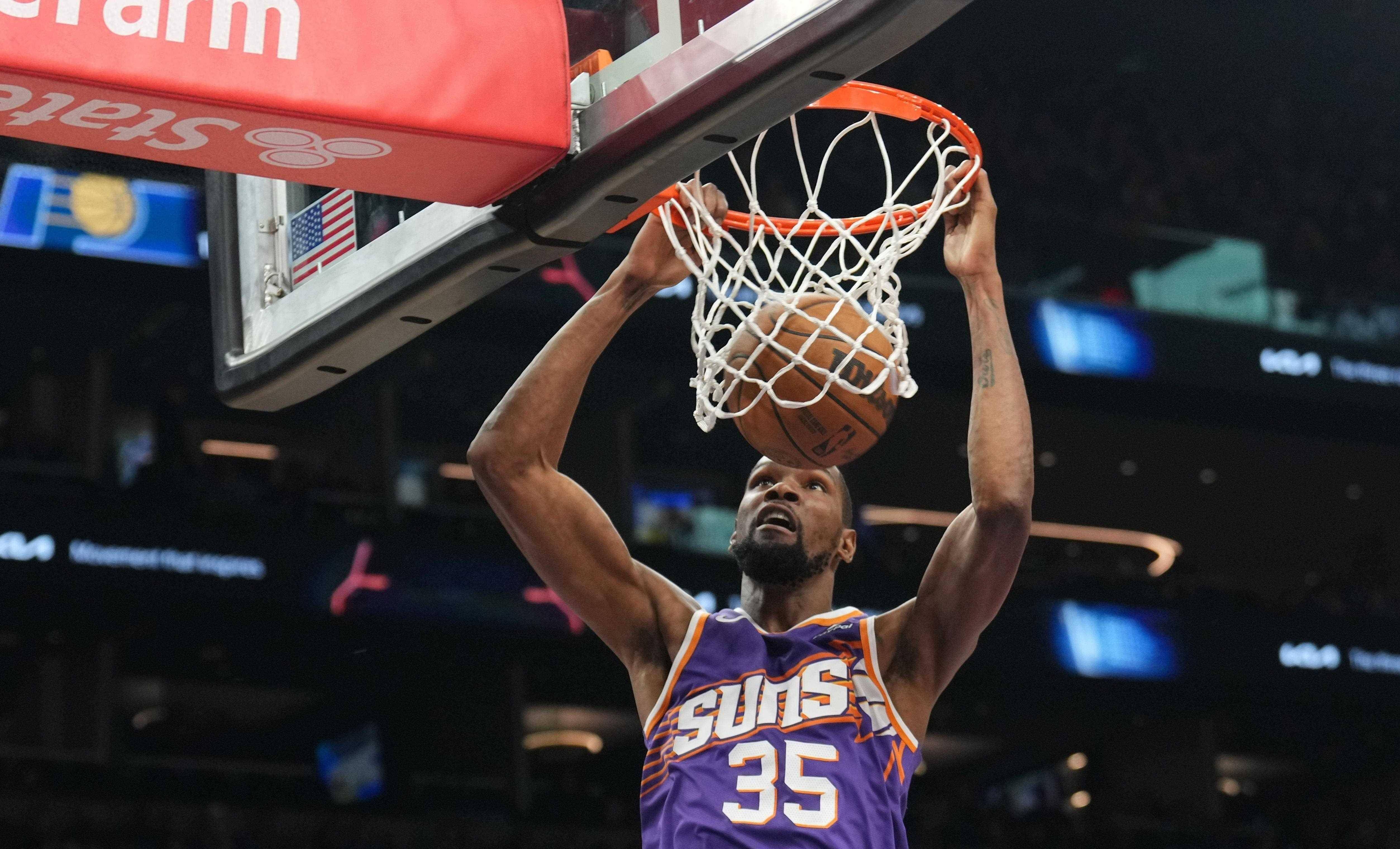 杜兰特:理解裁判今日时尚会严格 但给布克的两个t比平时快得多_比赛