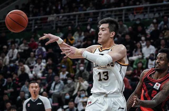 郭艾伦最新状态公布,球迷泪别盼其早日归来_辽宁_常规赛_阶段