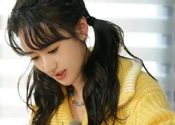 袁冰妍被曝想要回小剧场,但被委婉的拒绝,与之前的事情没有关系_话剧