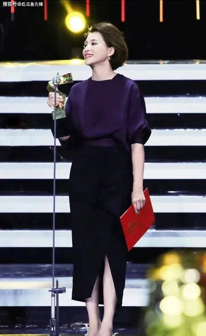 董卿美到国外去了!