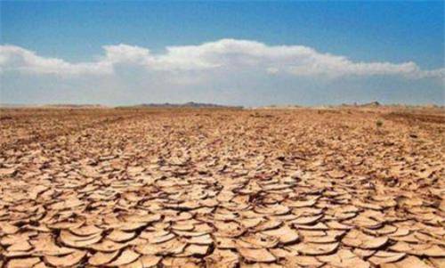 且溽暑炎蒸,甚于往岁,明细上天垂象以示儆,朕夙夜忧惕.