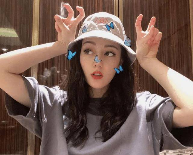 对方的5字回复,立刻让热巴愣在原地_baby_大家庭_成为了